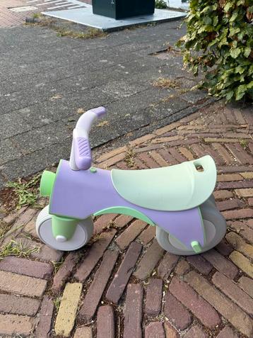 Loopauto voor baby's beschikbaar voor biedingen