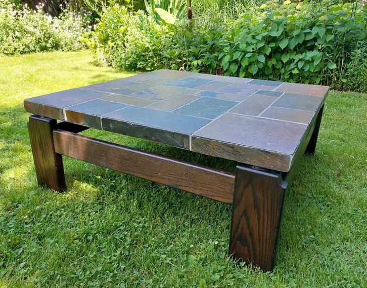 Salontafel, hout/leisteen, jaren 70, Huis en Inrichting, Tafels | Salontafels, Gebruikt, Minder dan 50 cm, 50 tot 100 cm, 50 tot 100 cm