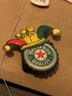 Speldje Heineken carnaval kroonkurl met lichtjes, Verzamelen, Speldjes, Pins en Buttons, Ophalen, Zo goed als nieuw, Overige onderwerpen