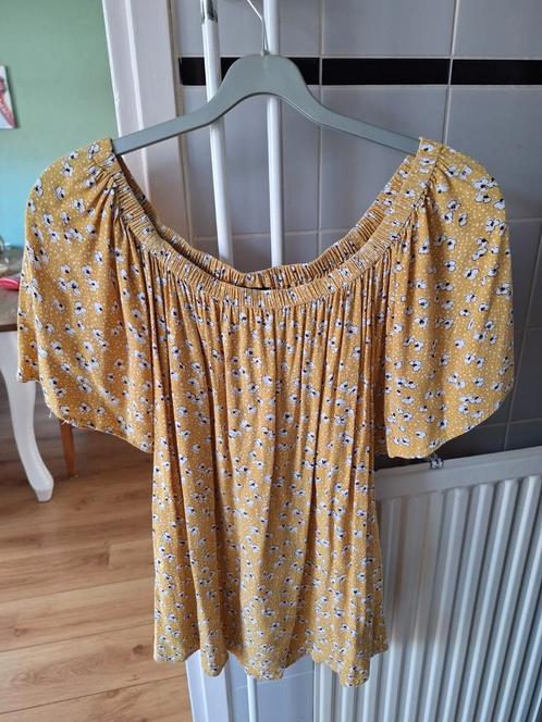 Top van Zizzi maat M met Carmen hals, Kleding | Dames, Tops, Zo goed als nieuw, Geel, Ophalen of Verzenden