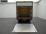 Iveco Daily 35C16 Laadklep Dubbellucht 160PK Bakwagen Airco, Auto's, Stof, Gebruikt, Euro 6, Wit