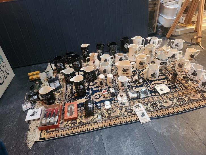 Black & White Whisky Memorabilia Collectie, Verzamelen, Complete verzamelingen en Collecties, Ophalen of Verzenden