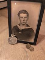 Kriegsmarine lot Foto met Handtekening, Abzeichen en Knopen, Ophalen of Verzenden, Marine, Duitsland, Embleem of Badge