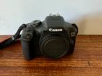 Canon eos 2000D compleet met statief 2x lens en rugtas, Audio, Tv en Foto, Fotocamera's Digitaal, Ophalen of Verzenden, Zo goed als nieuw