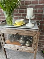 Pastel juskom geel, Antiek en Kunst, Antiek | Servies los, Ophalen of Verzenden