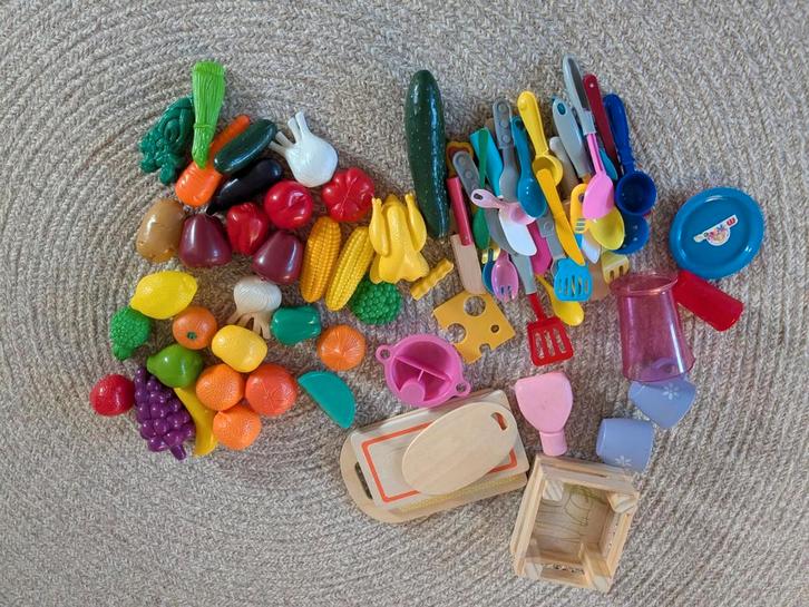 Groenten en fruit voor speelgoedkeuken, Kinderen en Baby's, Speelgoed | Speelkeukens, Gebruikt, Speelkeuken-accessoire, Kunststof