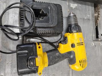 TE KOOP SCHROEF/BOORMACHINE. beschikbaar voor biedingen