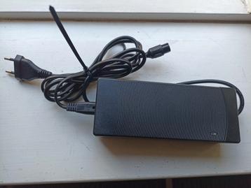 Oplader electrische fiets 3 Pins / Fatbike en etc... beschikbaar voor biedingen