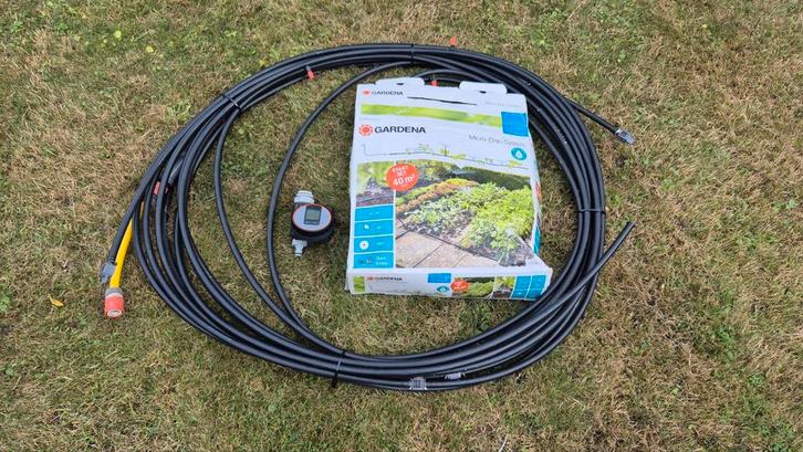 Gardena Microdrip 40m2 + Computer + Splitter, Tuin en Terras, Druppelsystemen, Zo goed als nieuw, Ophalen