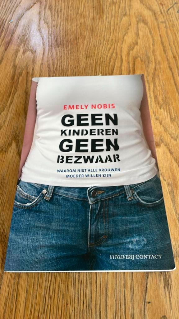 E. Nobis - Geen kinderen geen bezwaar, Boeken, Psychologie, Zo goed als nieuw, Ophalen of Verzenden