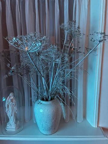 Brynxz Vaas met Kunsttakken beschikbaar voor biedingen