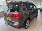 Volkswagen Touran 1.4 TSI Cross DSG Automaat, Euro 5, Stof, Zwart, 4 cilinders