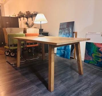 Massief houten eettafel – 160 x 90 cm – stevig & tijdloos beschikbaar voor biedingen