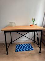 Ikea kullaberg bureau, Huis en Inrichting, Bureaus, Ophalen, Zo goed als nieuw