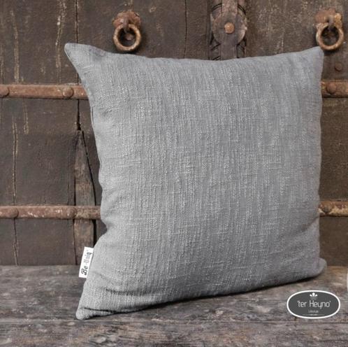 Sierkussen linnen grey kussen grijs stoer sober landelijk, Huis en Inrichting, Woonaccessoires | Kussens, Nieuw, Grijs, Vierkant
