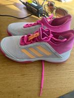 Tennisschoenen Adidas maat 35, Sport en Fitness, Tennis, L00, Schoenen, Zo goed als nieuw, Ophalen