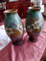 twee identieke vazen, antiek, plateel, Schoonhoven, Ophalen