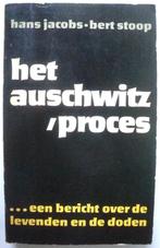 Hans Jacobs en Bert Stoop Het Auschwitz-proces, 20e eeuw of later, Europa, Ophalen of Verzenden, Zo goed als nieuw