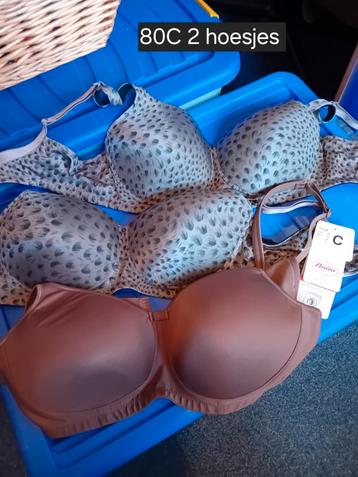 Voorgevormde prothese bh's 80C beschikbaar voor biedingen