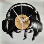 Wandklok vinyl Hoofdtelefoon, Huis en Inrichting, Wandklok, Nieuw, Ophalen of Verzenden, Info@kaatjeskroam.nl