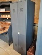 Landelijke lockerkast stoer en praktisch industrieel, Ophalen