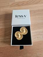 Tess V Audrey Goudenkleurig Oorbellen NIEUW, Nieuw, Ophalen of Verzenden, Knopjes of Stekers, Goud