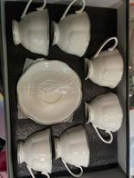 Koffie servies, Ophalen