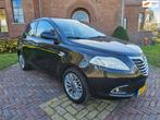 Lancia Ypsilon 0.9 TwinAir Gold AIRCO/trekhaak, Auto's, Voorwielaandrijving, Euro 5, 86 pk, Gebruikt