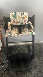 Stokke trip trap zwart met zitje, Kinderen en Baby's, Kinderstoelen, Ophalen, Gebruikt, Meegroeistoel, Stoelverkleiner