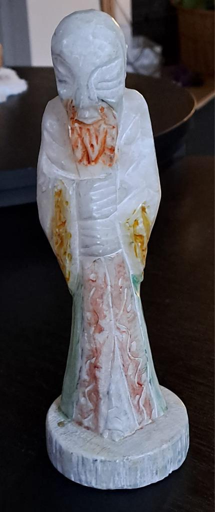 Beeldje gemaakt van albast. Een chinese wijze man., Antiek en Kunst, Kunst | Niet-Westerse kunst, Ophalen of Verzenden