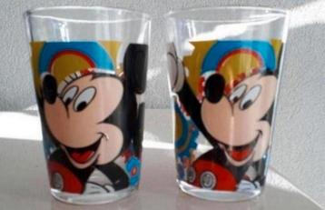Twee Disney Glazen Mickey Mouse beschikbaar voor biedingen
