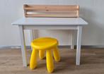 Tafeltje, krukje en boekenrekje van Ikea, Ophalen, Zo goed als nieuw, Tafel(s) en Stoel(en)