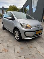 Volkswagen Up! 1.0 high up! GARMIN / ZEER NETTE STAAT, Auto's, Volkswagen, Voorwielaandrijving, Euro 5, Stof, Gebruikt