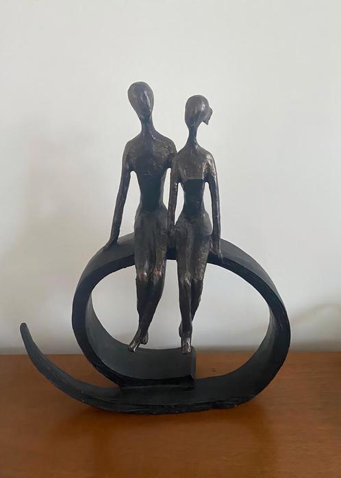 Brons look beeldje, Antiek en Kunst, Kunst | Designobjecten, Ophalen of Verzenden