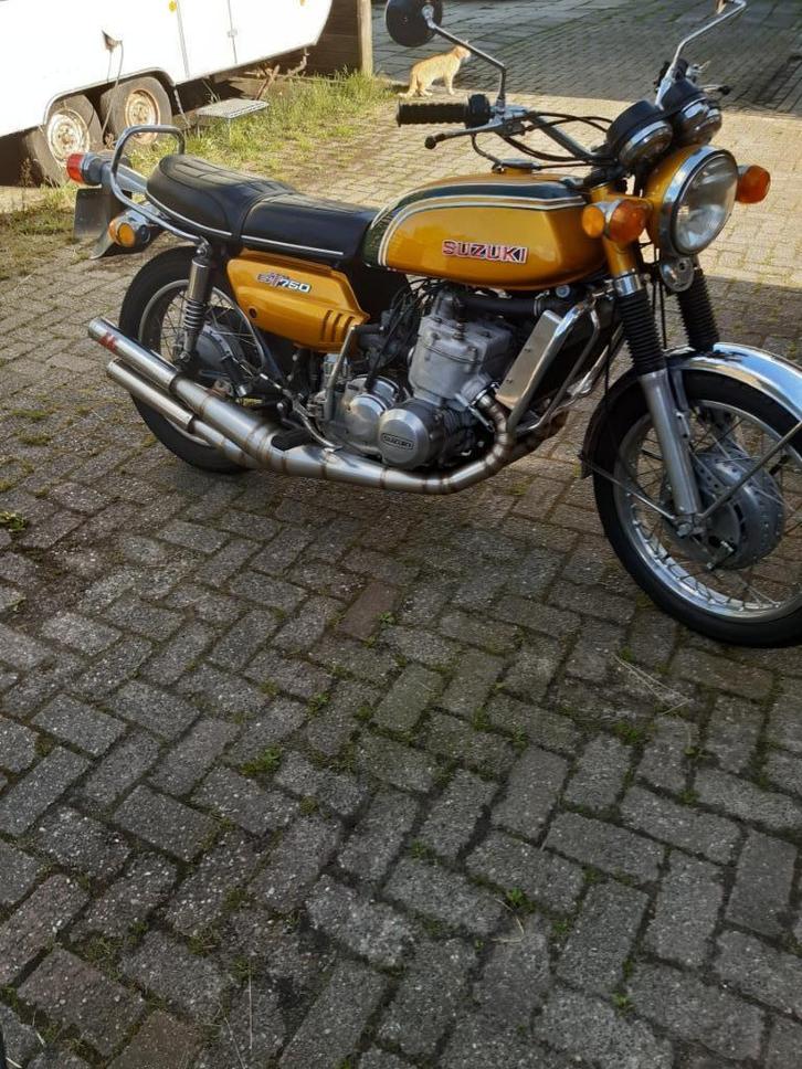 Suzuki GT750 1973, Motoren, Motoren | Oldtimers, Sport, meer dan 35 kW, 3 cilinders, Ophalen