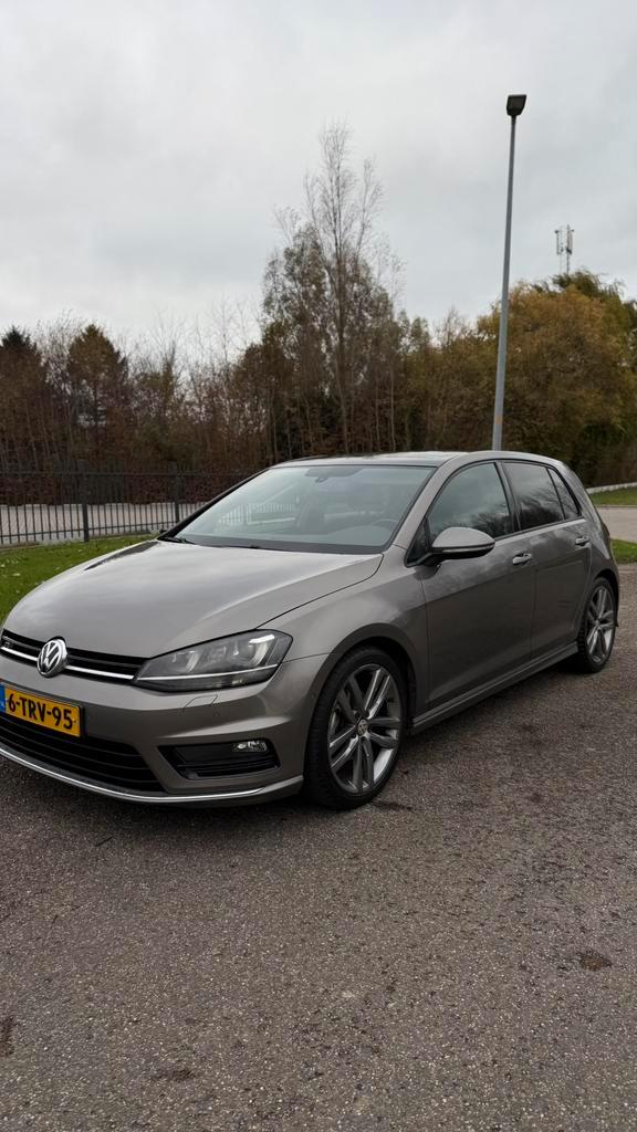 Volkswagen Golf 1.4 TSI  R-Line | PANO | Keyless | Dynaudio, Auto's, Volkswagen, Particulier, Golf, Benzine, Euro 1, A, Hatchback