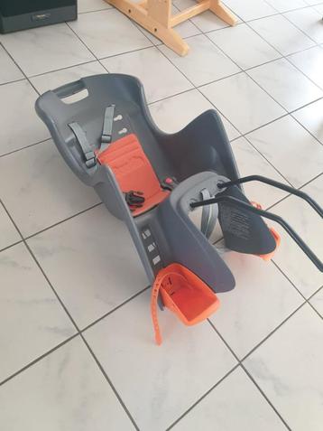 Polisport fietsstoel beschikbaar voor biedingen