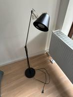zwarte vloerlamp ikea, Ophalen of Verzenden, Gebruikt, Metaal, 150 tot 200 cm