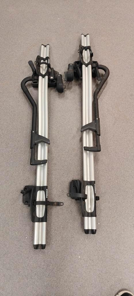 2 x Thule Proride 591 Fietsendrager Dakmontage, Auto diversen, Fietsendragers, Gebruikt, Dakdrager, 2 fietsen, Ophalen of Verzenden