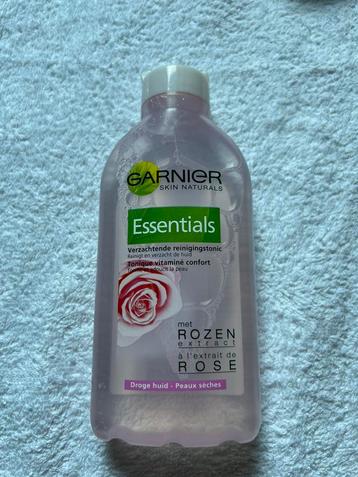 Garnier Verzachtende Reinigingstonic Rozen Extract beschikbaar voor biedingen