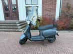 AGM VX50 Scooter Mat Grijs, Fietsen en Brommers, Snorfietsen en Snorscooters, Gebruikt, Benzine, Ophalen, Overige merken