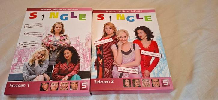 S1ngle Seizoen 1 & 2 DVD Boxset, Cd's en Dvd's, Dvd's | Tv en Series, Gebruikt, Komedie, Boxset, Ophalen of Verzenden