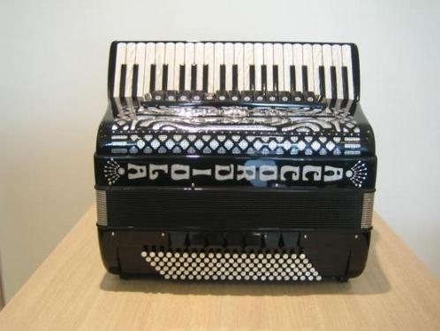 Accordiola Piano V Star 120 bassen Cassotto - Uniek!, Muziek en Instrumenten, Accordeons, Nieuw, Toetsaccordeon, 120-bas, Accordiola