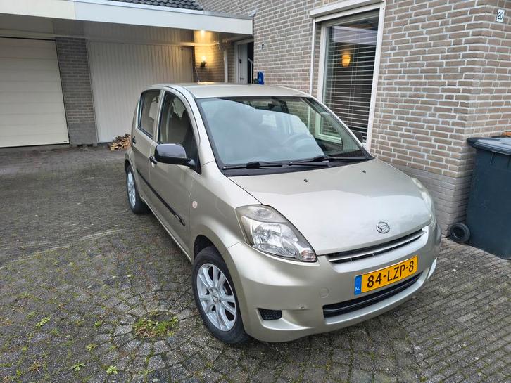 Daihatsu Sirion 1.0 2010 Beige, Auto's, Daihatsu, Particulier, Sirion, Benzine, B, Hatchback, Handgeschakeld, Origineel Nederlands