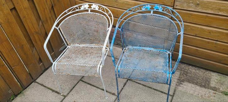 Gietijzeren tuinstoelen., Tuin en Terras, Tuinstoelen, Gebruikt, Metaal, Stapelbaar, Ophalen