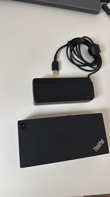 Lenovo USB-C dock beschikbaar voor biedingen