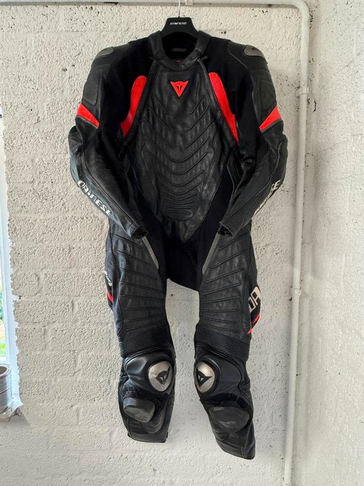 Dainese motorpak kangoeroeleer 1pc maat 50 eendelig, Motoren, Kleding | Motorkleding, Combipak, Heren, Tweedehands, Ophalen of Verzenden