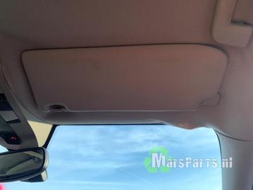 Zonneklep van een Volvo S40 beschikbaar voor biedingen
