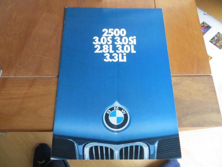 Prestige folder BMW 2500, 3.0S, 3.0Si, 2.8L, 3.0L, 3.3Li '76, Boeken, Auto's | Folders en Tijdschriften, Zo goed als nieuw, BMW
