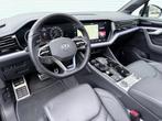Volkswagen Touareg 3.0 TSi 4MOTION R 462PK|PANO|PUGLIA|T.HAA, Automaat, Gebruikt, 2995 cc, 462 pk